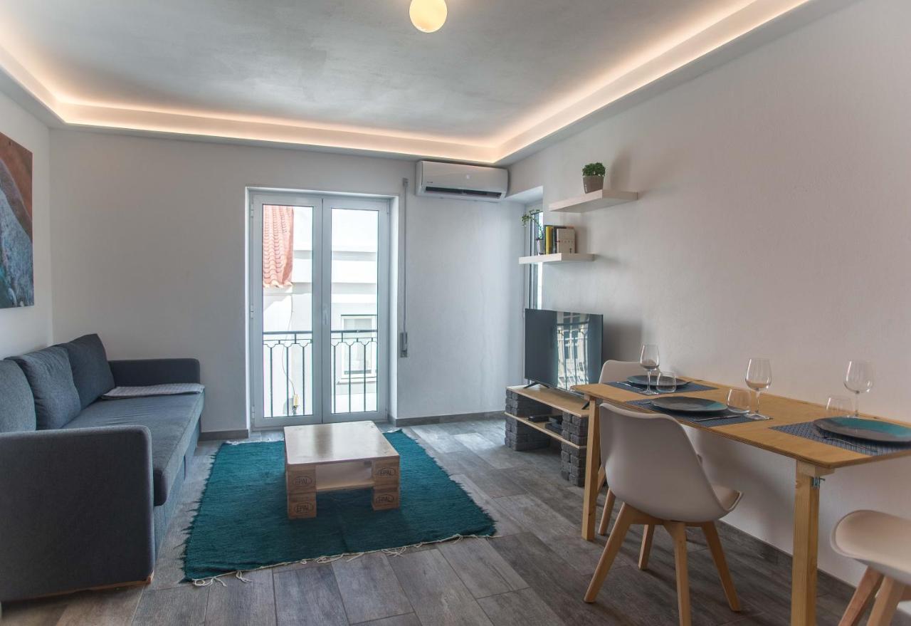 Apartamento Colorido ลากอส ภายนอก รูปภาพ